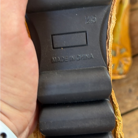 Yellow Leather Floral Women’s Flats esocofy brand - Picture 2 of 3